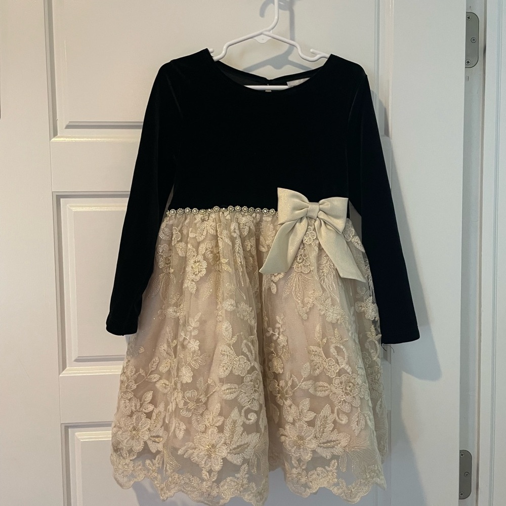 Rare Editions black velvet, cream lace party dress